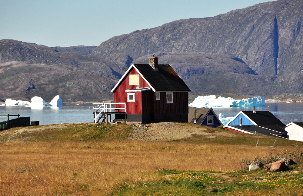 Greenland-Wilderness and Northern Lights