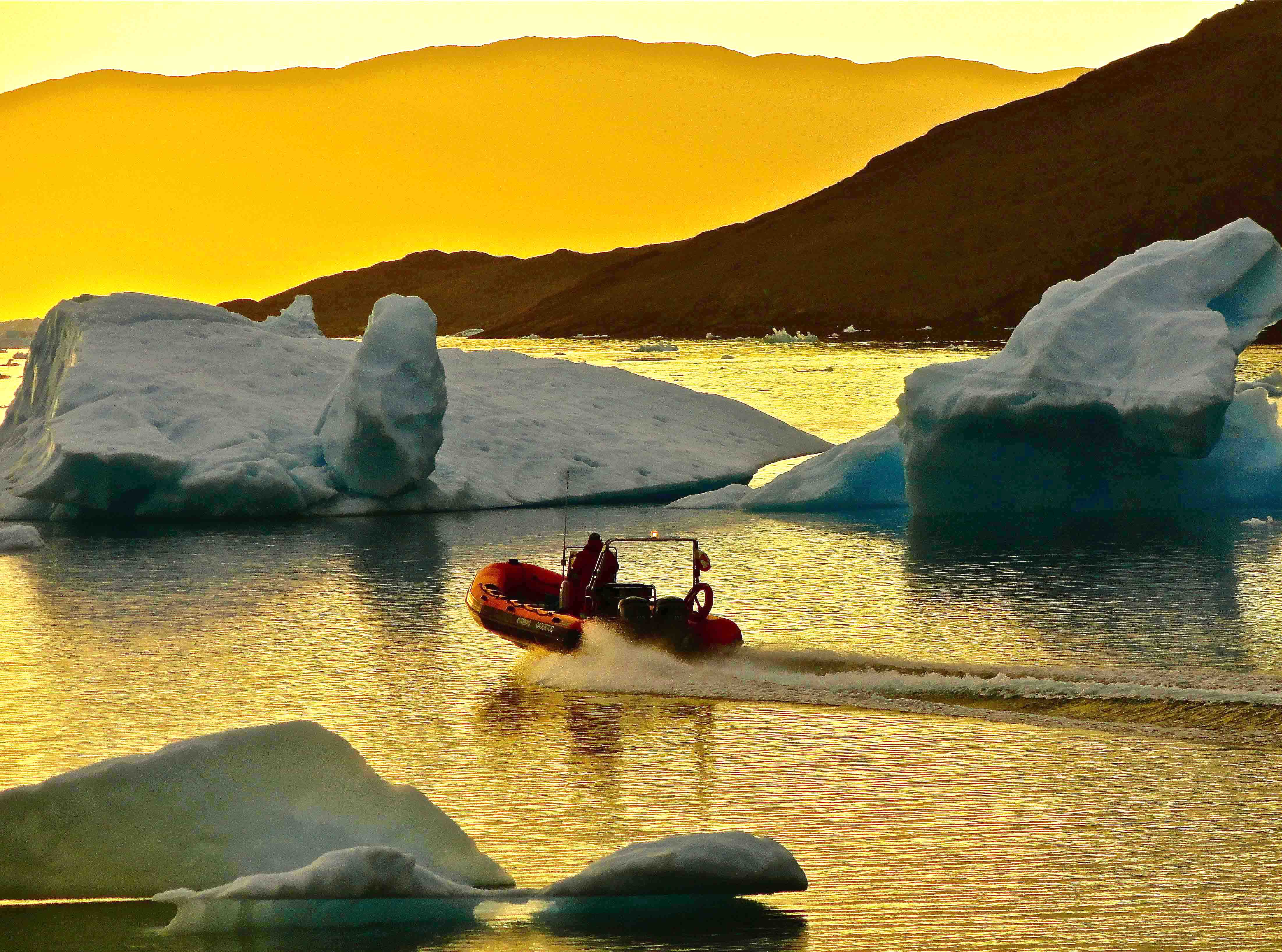 Greenland-Wilderness and Northern Lights