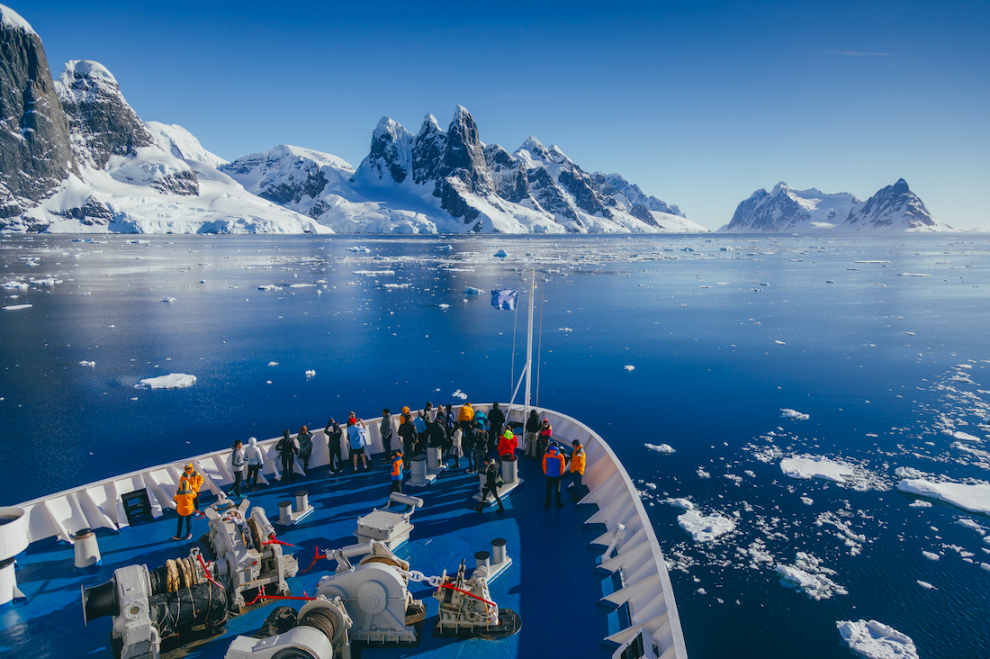 7 Expeditions that lead to the discovery of Antarctica